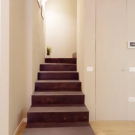 Winding Village Trevi