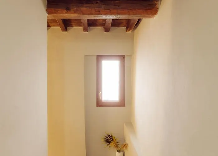 Winding Village Apartment *